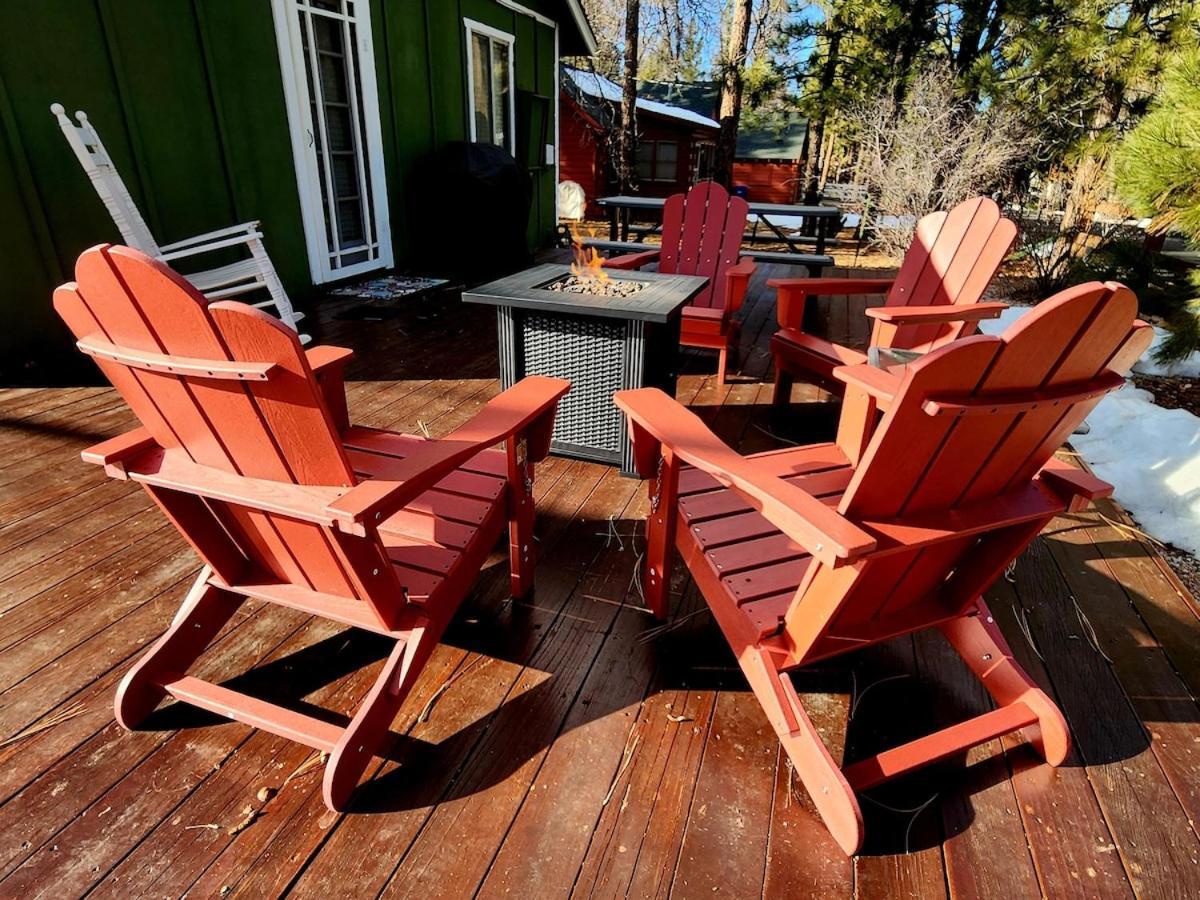 Bear Escapes II Affordable Luxury Cabin Sugarloaf Exterior photo