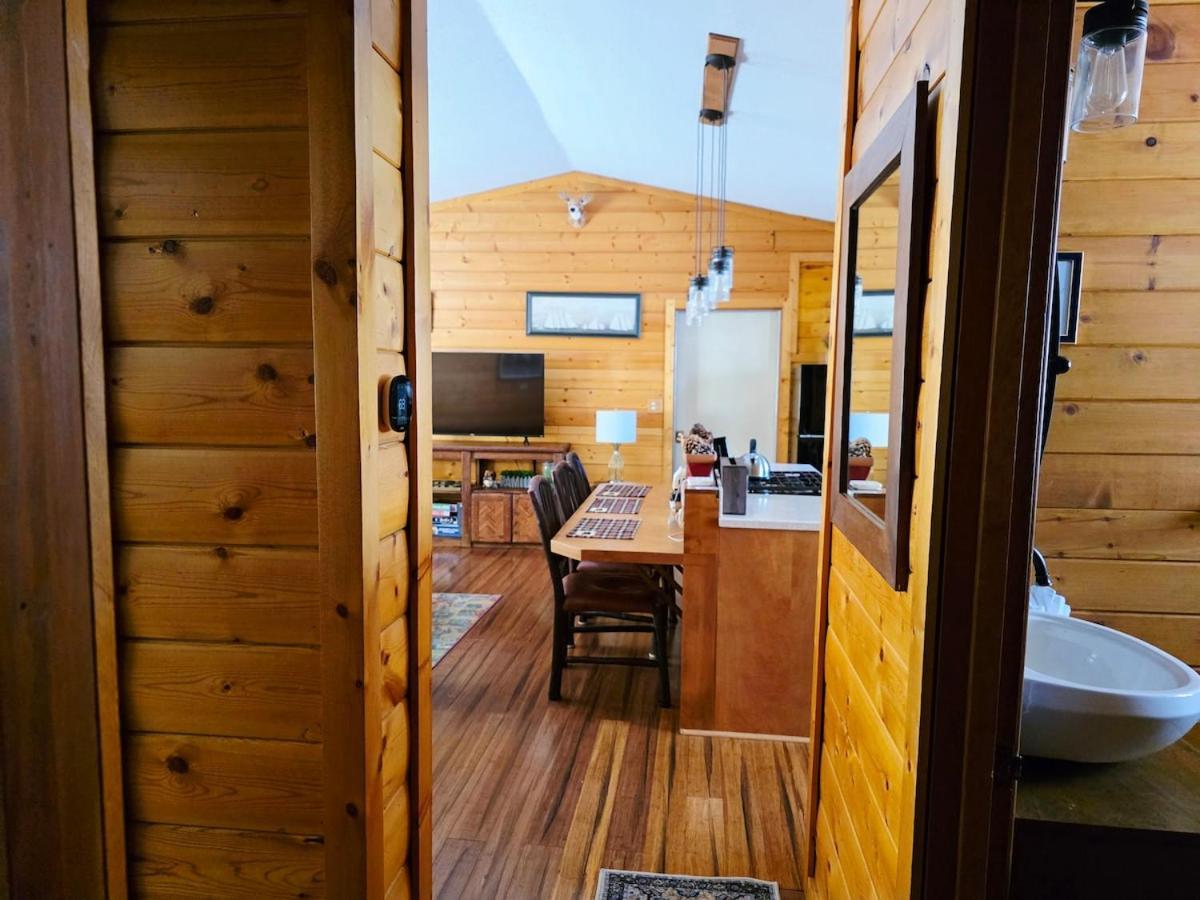 Bear Escapes II Affordable Luxury Cabin Sugarloaf Exterior photo